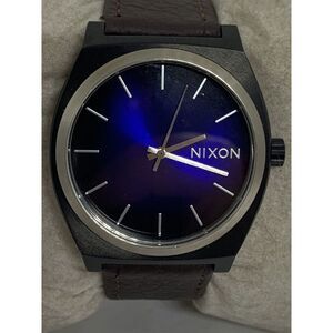 Nixon 16H Unisex Brown Leather Analog Blue Dial Quartz Genuine Wrist Watch HK754